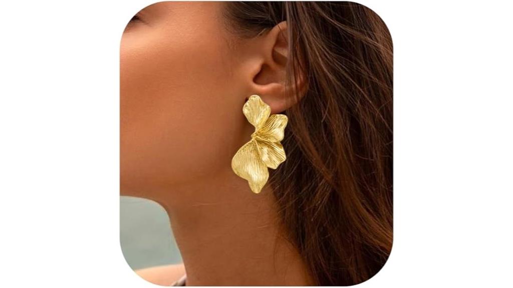 large gold hoop earrings